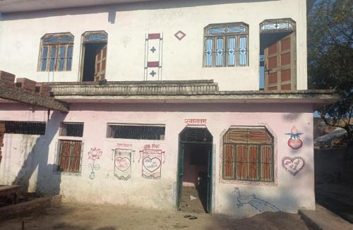 Mau House | Rambaran rural home stay