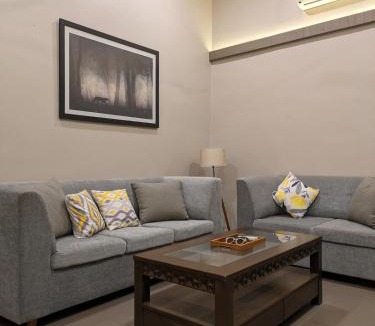 Kalyan Villa | Rambaug Farm- Massive Pool, Lawns & More!