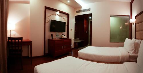 Bhuj Hotel | Ramee The Srinivas Palace