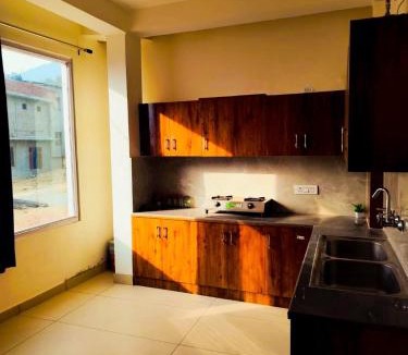 Mohal Apartment | Red Brick Home stay