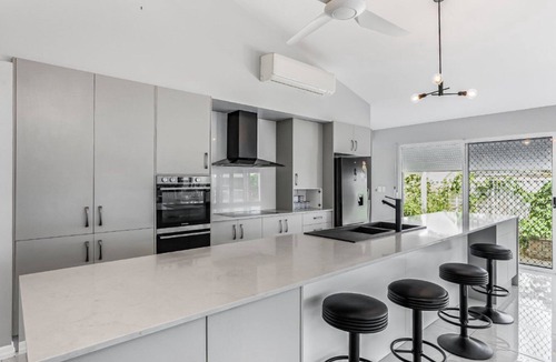 Bongaree House | Reflections on Phoenix