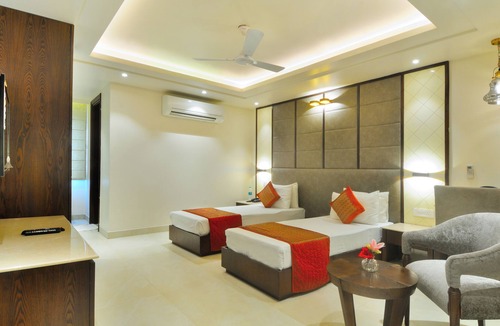 Patel Nagar Hotel | Relax Inn