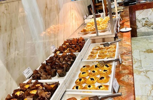 Gulshan Hotel | Renaissance Dhaka Gulshan Hotel