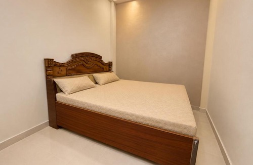 Auraiya House | RG Hotel