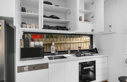 Cremorne House | Richmond Escape | 5BR | 3 Baths | Walk to MCG