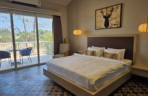 Khalapur Hotel | River Estates Luxury Resort & Spa