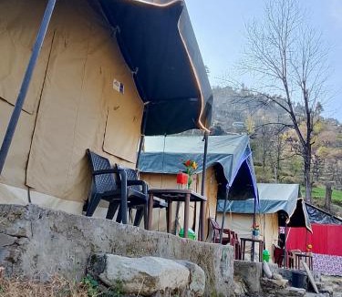 Banjar Hotel | River View Cafe & Camping