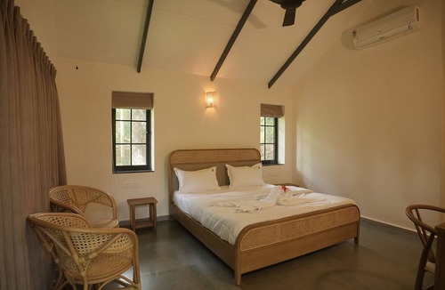 Chorla Ghats Resort | Riverfront Pale Resort Goa