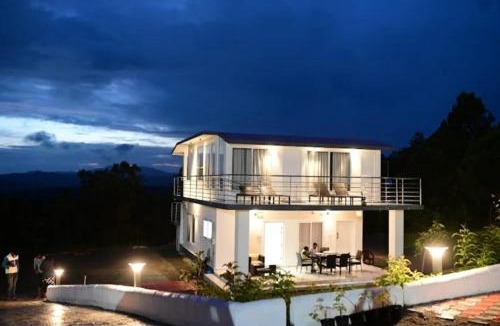 Somvarpet House | RK MOUNT ORCHID FARM STAY Coorg