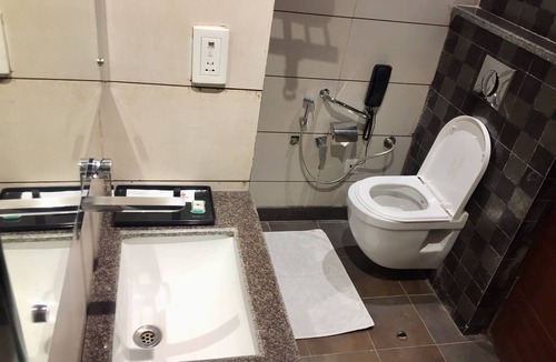 Karnal Hotel | RK Riyasat Resort