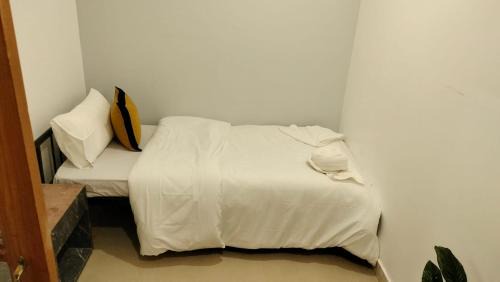 Police Bazar Apartment | RKS Homestay Anex