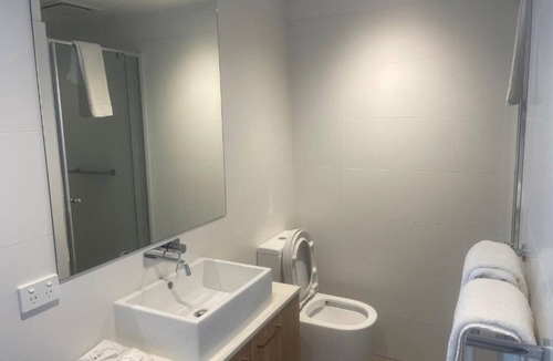 Adelaide Central Business District Apartment | RNR on Franklin-Two-Bedroom Apartment