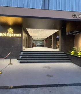 Akola Hotel | Roi Retreat