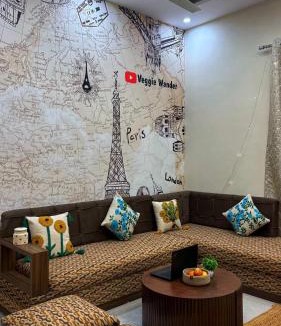 Bullawala House | Romantic Mountain Room for Couples, Work Friendly