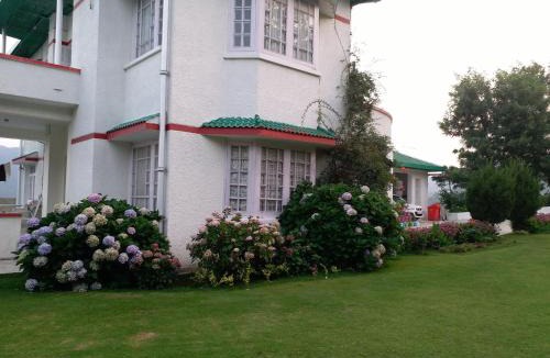 Shimla Bed & Breakfast | Rosewood Estate