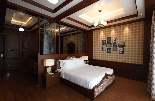 Berhampore Hotel | Royal Bishnu
