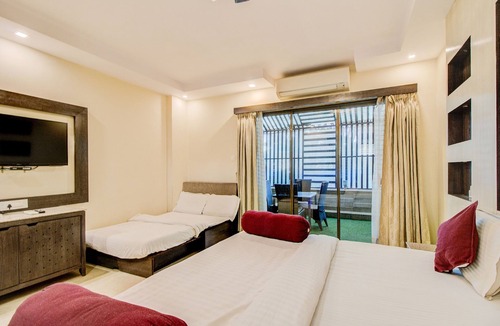 Mount Abu Hotel | Royal Garden Retreat