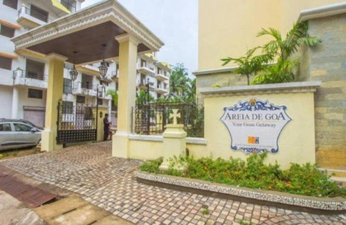 Arpora Apartment | Royal Pool View Apartment by Leela Homes