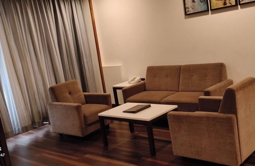 Hubli Hotel | Royal Ritis