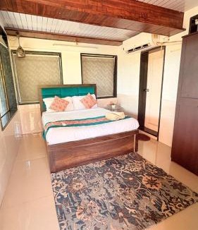 Ulhasnagar Villa | Rustic Farm Villa