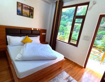 Rajgarhi Hotel | S R Hotel