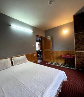 Jagatsukh House | S.verma homestay