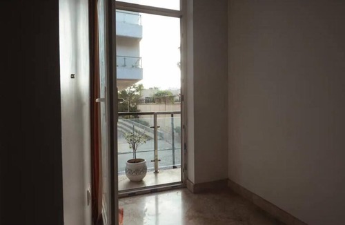 Bellandur Apartment | Sacious 4bhk Entire place Bellandur Bathtub.