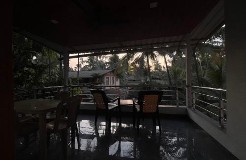 Chaul Apartment | Sadhana Homestay