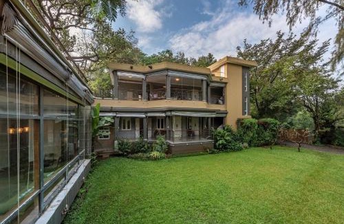 St.Stanislaus Villa Villa | SaffronStays Odeon, 4 BDR Heritage Bungalow In The Heart Of Khandala