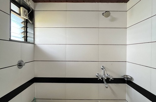 Ladghar Hotel | Sagar Sawali Ladghar