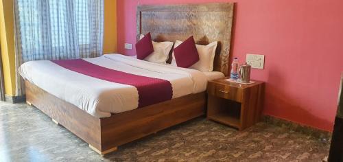 The Mall Road Hotel | Sai