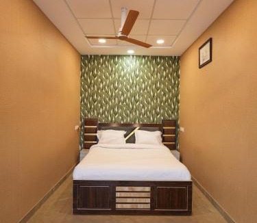 Shirdi Bed & Breakfast | Sai Risu Wada