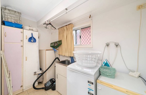 Redcliffe Villa | "Salt-Air Serenity"
