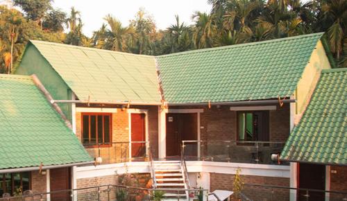 Cox's Bazar Hotel | Sampan Cafe and Resort