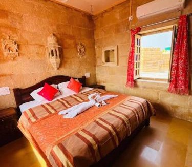 Amar Sagar Pol House | Sanai safari Jaisalmer