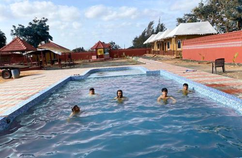 Nakhtarana Resort | Santkrupa Villa Resort