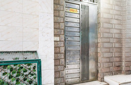 Delhi House | Saver SingleHotel Welcome Inn