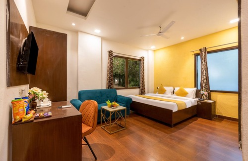 Delhi House | SBS Hotel Underbridge