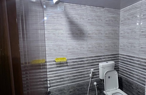 Hireguthi Hotel | Sea Side Budget and Comfort Stay in Gokarna