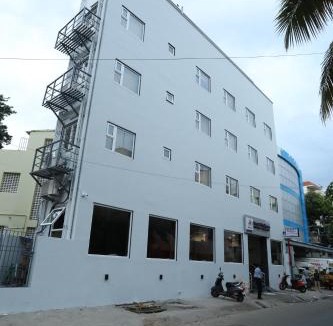Teynampet Hotel | Season 4 Residences - Nungambakkam Near US consulate, Apollo Hospital, Shankar Nethralaya
