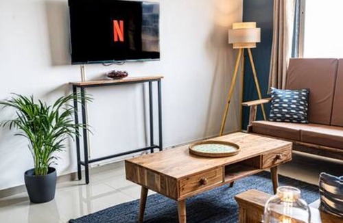 Chakala Apartment | Seraphin Stays - Andheri East |TV, AC, Wi-Fi 701