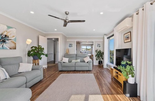 Tranmere House | Serene Oceana - Savoring the gentle Tassie breeze