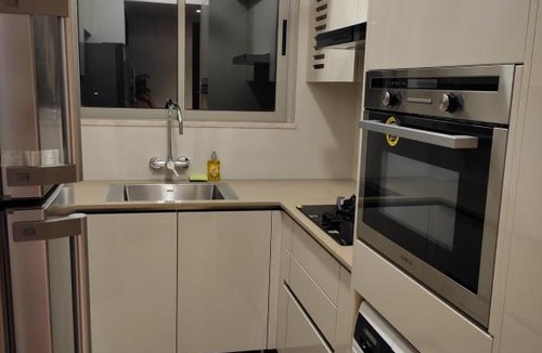 Hiranandani Gardens Apartment | Service apartment Powai