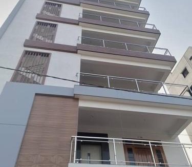 Kukatpalli Apartment | Servostay KPHB Phase 15 New Stunning 3 BHK - 4th Floor