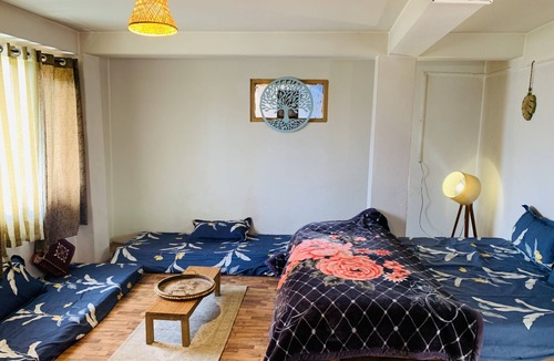 New Manali Bed & Breakfast | Sethan homestay The Ivy house