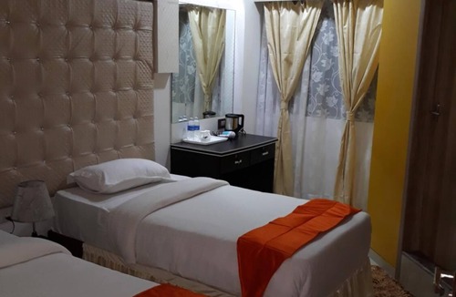 Sector 11 Hotel | Setrac Orange