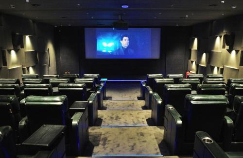 Mira Road East Hotel | Seven Eleven Hotels and Club