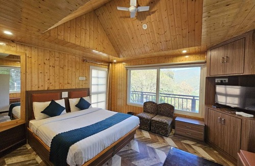 Kandaghat Hotel | Seven Heaven