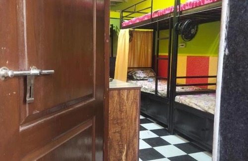 Andheri West Hostel | Shah pg and & DORMITORY