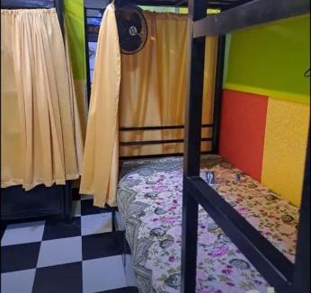 Andheri West Hostel | Shah pg and & DORMITORY